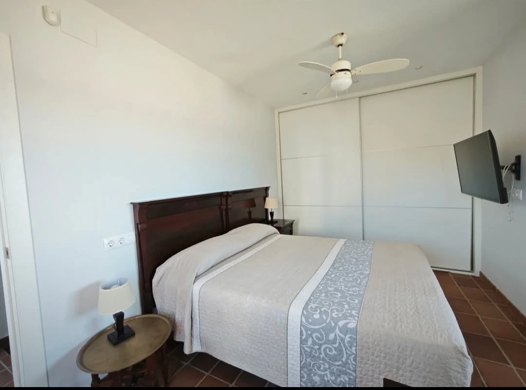 Exclusiva casa en primera línea de playa en El Perelló (Valencia), a sólo 30 minutos de la ciudad